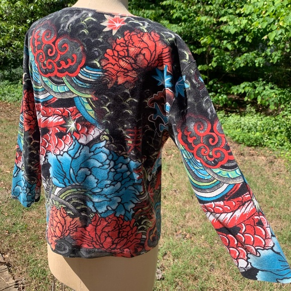 Vintage Tattoo Design V-Neck Tee - Picture 5 of 14